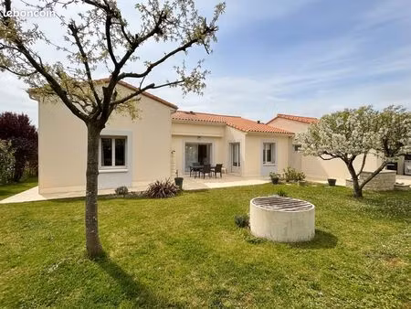 pavillon 7 pièces 144 m²