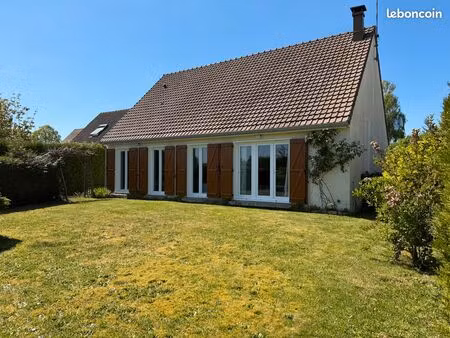 bréval (78) - maison rénovée 90m2 + sous sol total sur 836m2 de terrain - gare à 10min à p