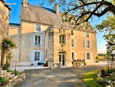 château 11 pièces 405 m²