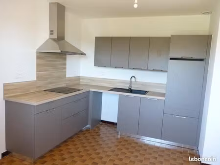 maison 5 pièces 112 m2 de plain-pied
