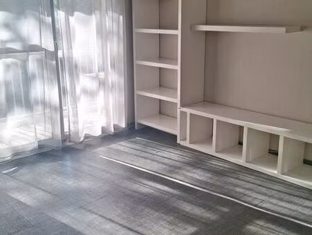 t1 avec parking avignon intra-muros