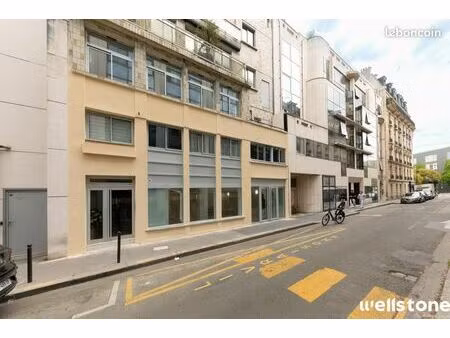 bureau 140 m²