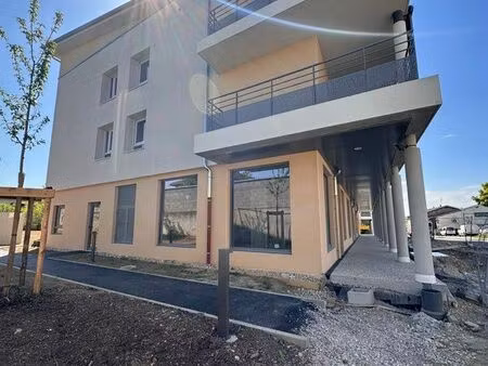 local commercial corbas centre