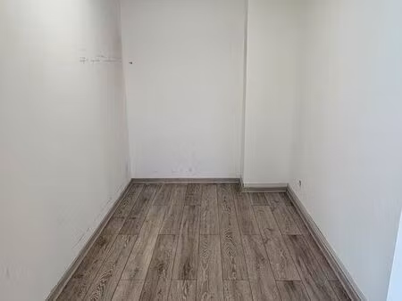 location local commercial 11m²