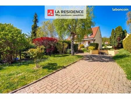 maison 6 pièces 137 m²