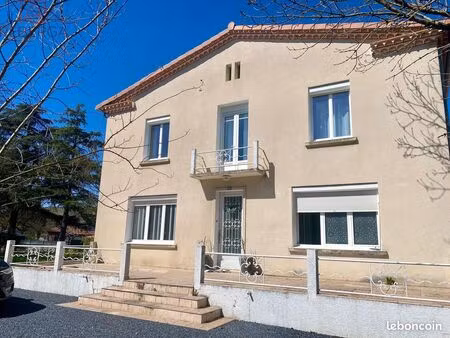 maison 8 pièces 166 m²