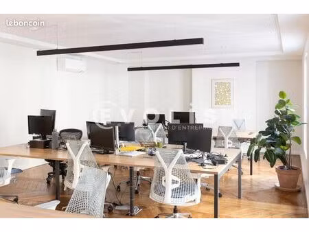 bureau 175 m²