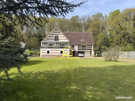 maison 6 pièces 270 m²