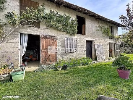 grange 2 pièces 84 m²