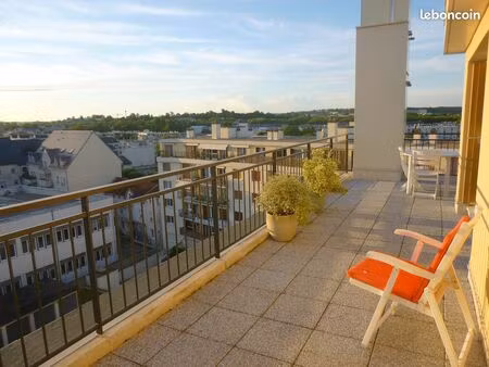 [rare] appartement 2 pièces avec 35 m2 de terrasse