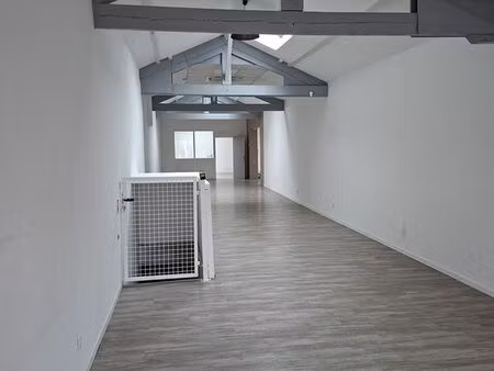 belle surface pour transformation en loft ou bureaux