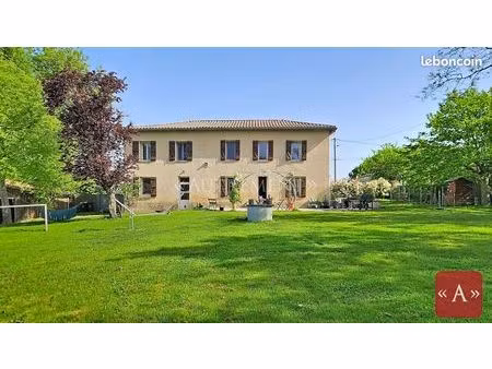 maison 5 pièces 140 m²