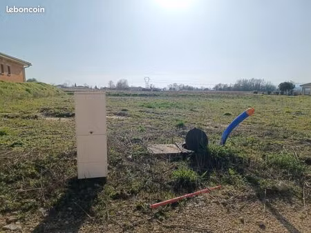terrain - 853m²