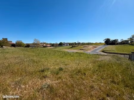 terrain 1 075 m² montdragon