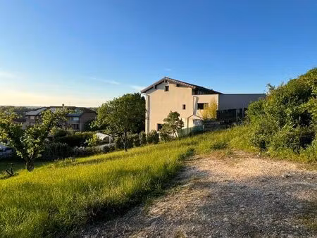 terrain constructible 543 m²