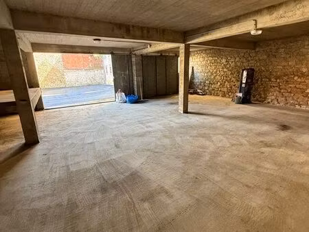 garage / entrepôt 90 m² – idéal stockage – limoges centre