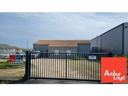 local d'activite 400 m² cisse