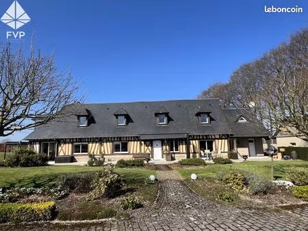 maison 8 pièces 404 m²