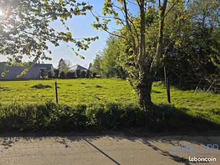 terrain 700 m² beauquesne