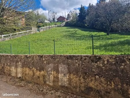 terrain 1200 m² nantua