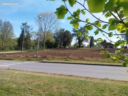 terrain constructible a oradour-sur-glane