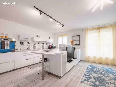 appartement 3 pièces 72 m²