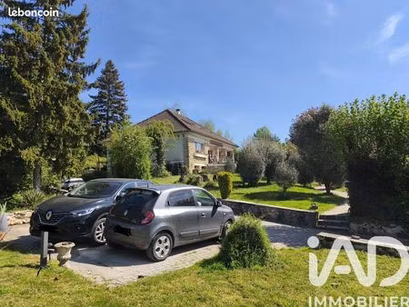 maison 6 pièces 166 m²