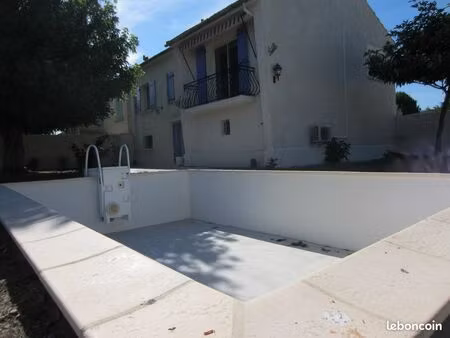 maison avec piscine 3 chambres et garage