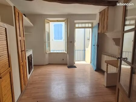 maison village terrasse