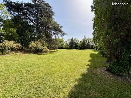 terrain 3 000 m² labruguiere
