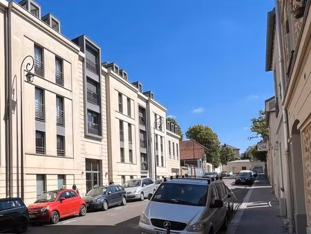 versailles hypercentre 2p haut de gamme