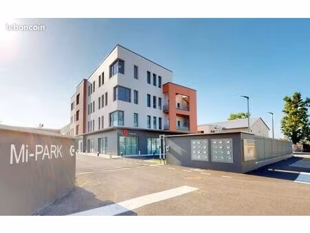 bureaux 370 m²