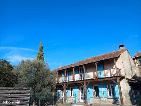 maison 10 pièces de 300m²