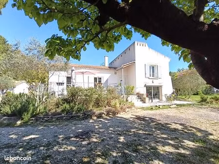 maison 5 pièces 137 m²