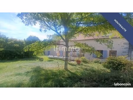 maison 6 pièces 240 m²