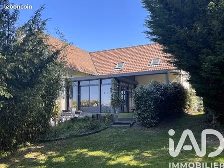 propriété 8 pièces 182 m²