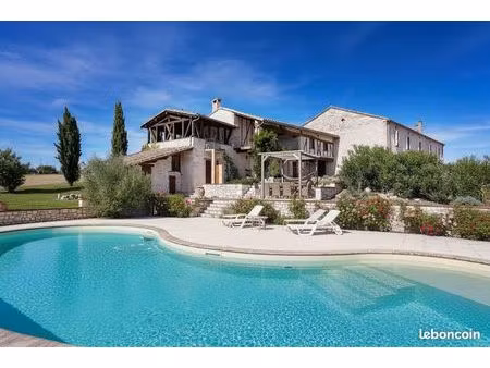 appartement 10 pièces 409 m²