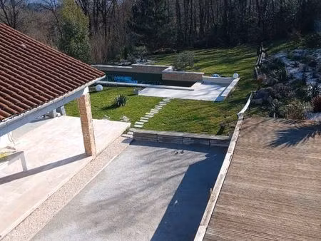 maison 5/6 chambres 250m2