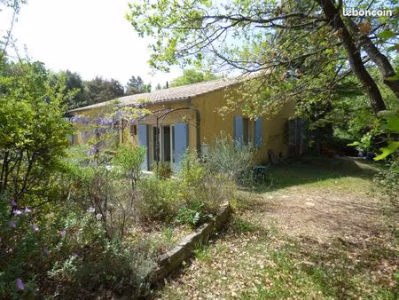 villa t4 en campagne avec grand terrain