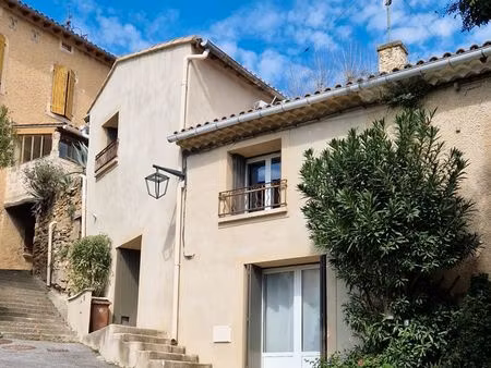 maison de village 3 chambres avec cour