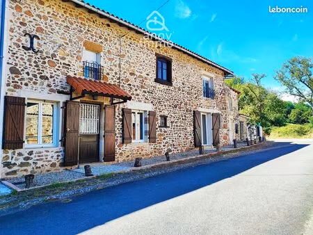 maison 8 pièces 159 m²