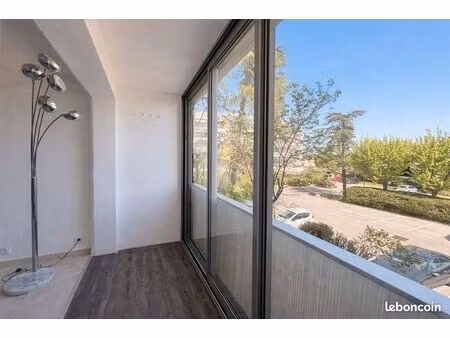 studio 1 pièce 24 m²