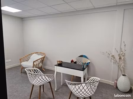 bureau à louer au pôle santé