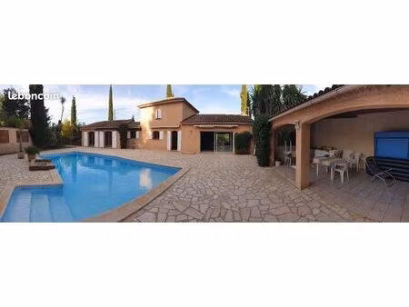 très belle maison individuelle à la londe  dans un quartier naturel et recherché