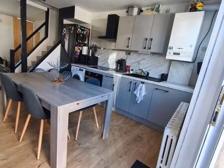 maison de ville à louer