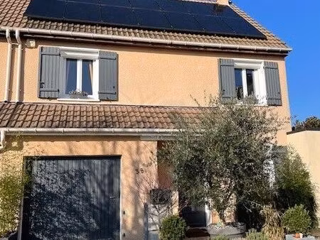 maison familiale dans un cadre bucolique