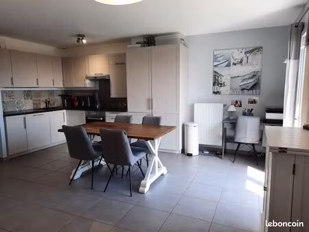maison familiale 3 chambres 81 m² avec jardin et garage  environnement très calme