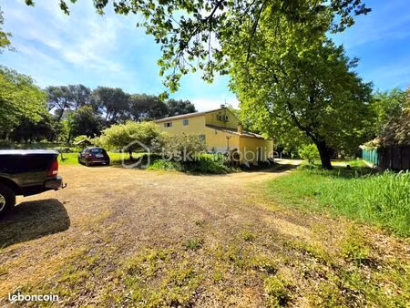 maison 7 pièces 230 m²