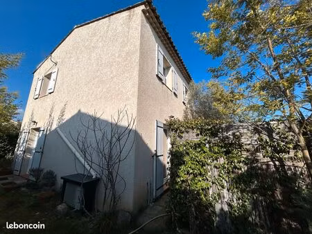 villa avec 3 chambres à garéoult