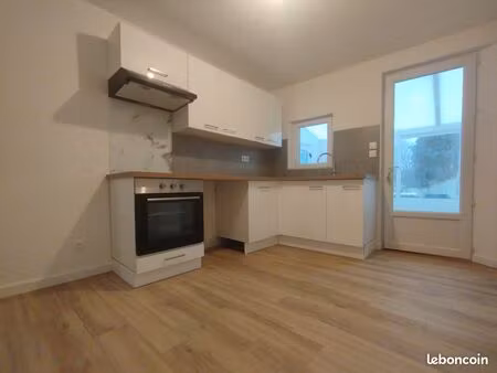 gournay maison 61m2 refaite à neuf avec jardin